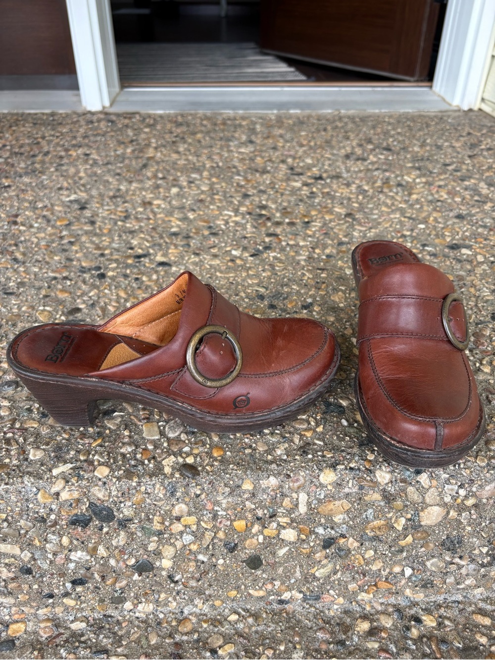 Born Women's Chestnut Brown Leather Slip-On Mules with Buckle